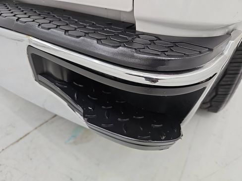 Used 2019 RAM 1500 Classic SLT RWD image 40