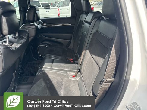 Used 2014 Jeep Grand Cherokee SRT8 w/ Luxury Group II AWD/4WD image 8