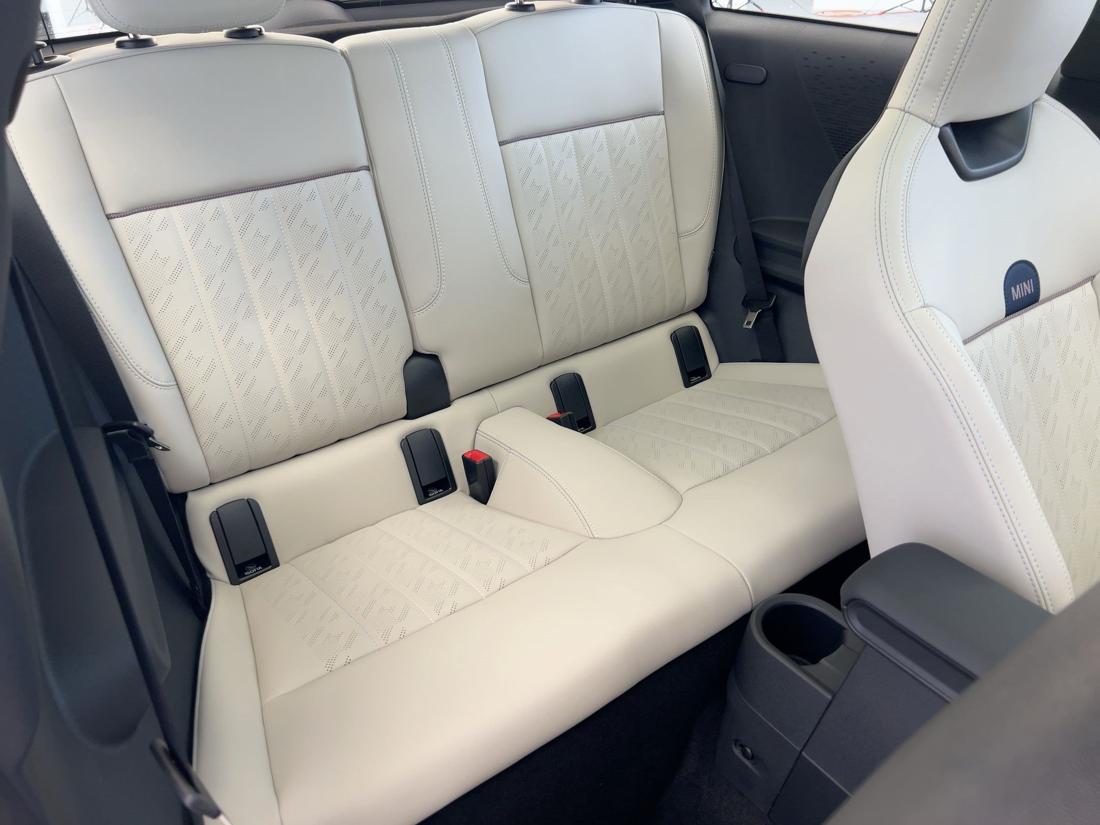New 2026 MINI Cooper 2-Door Hardtop FWD image 24