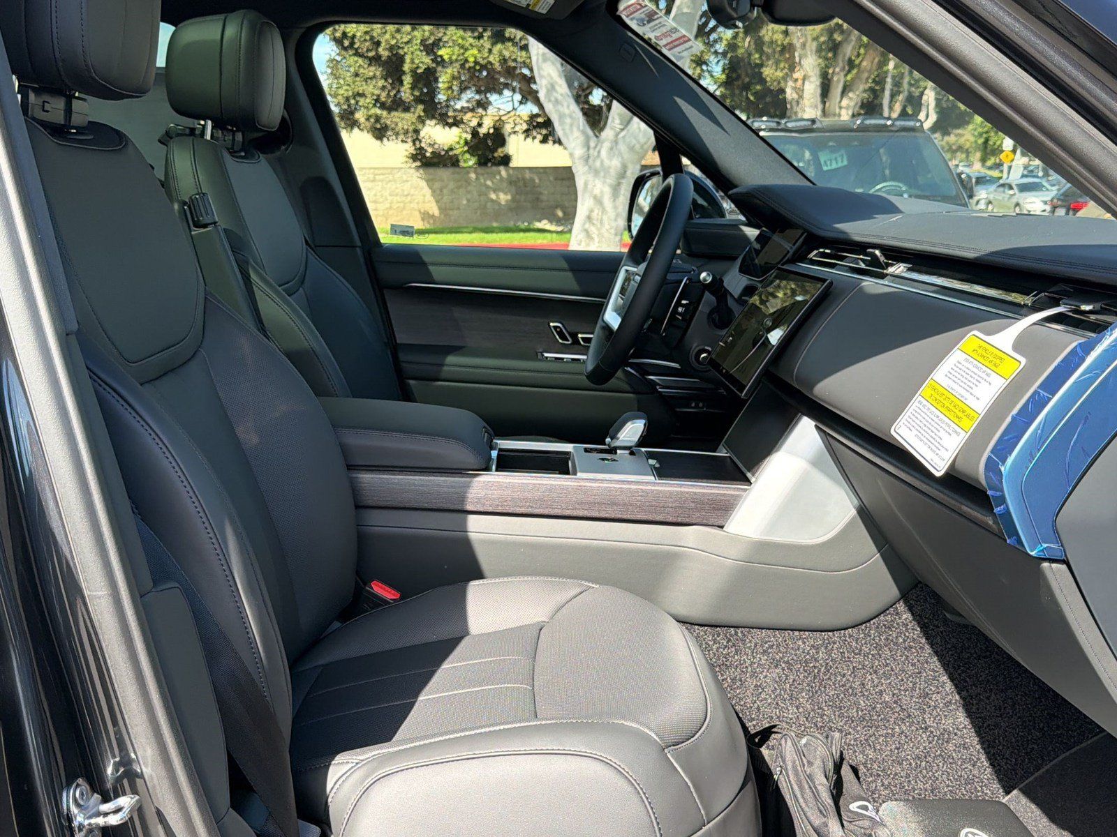 New 2026 Land Rover Range Rover SE AWD/4WD image 25