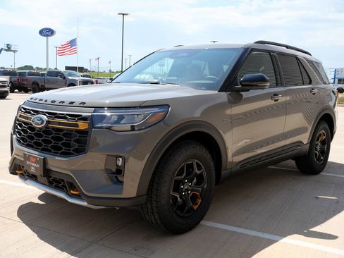 New 2026 Ford Explorer Tremor w/ Tremor Ultimate Package AWD/4WD image 7