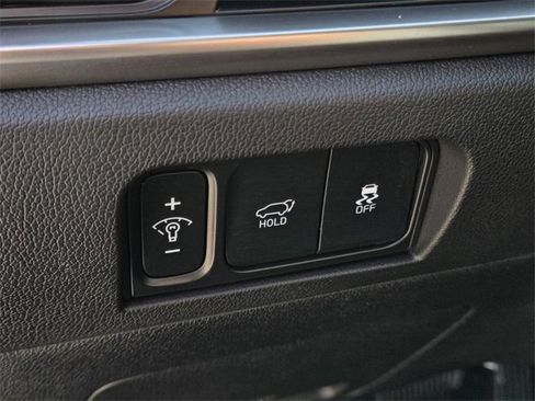 Certified 2025 Kia Sorento EX image 20