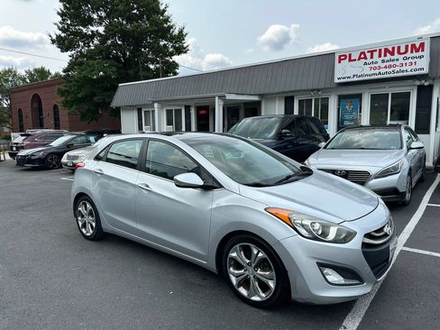 Used 2013 Hyundai Elantra GT w/ Style Pkg FWD image 1