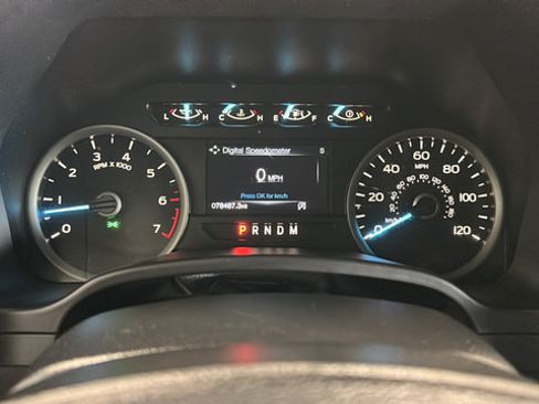 Used 2019 Ford F150 XLT w/ Equipment Group 302A Luxury AWD/4WD image 16