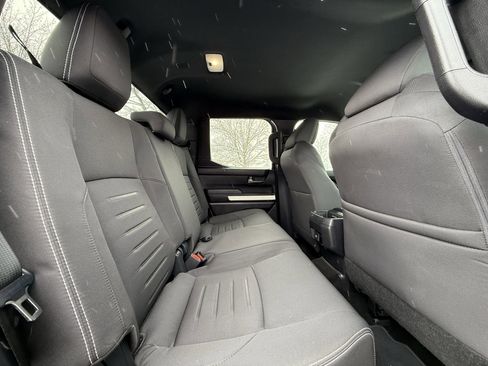 Used 2024 Toyota Tacoma TRD Sport image 31