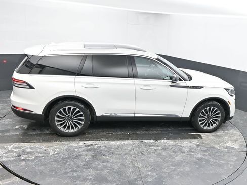 Used 2023 Lincoln Aviator AWD w/ Premium Package image 45