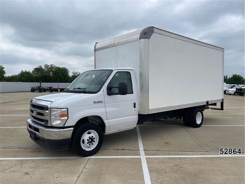 Used 2026 Ford E-350 and Econoline 350 Super Duty w/ Power Equipment Group RWD image 1