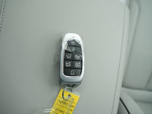 Used 2025 Hyundai Palisade Calligraphy image 49
