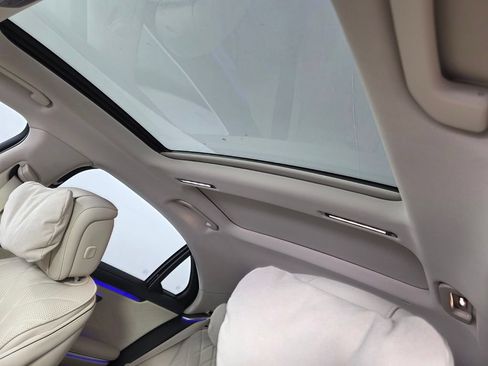 Certified 2023 Mercedes-Benz S 580 4MATIC Sedan image 12