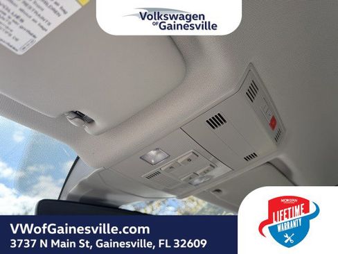 Used 2024 Volkswagen Jetta SE image 26