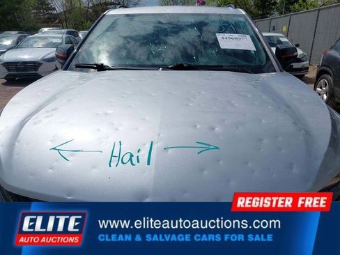 Used 2020 Chevrolet Blazer LT w/ Redline Edition AWD/4WD image 11