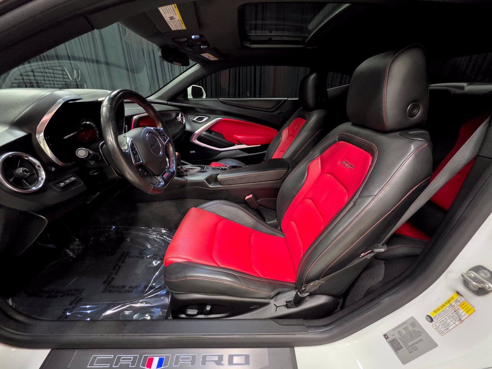 Used 2018 Chevrolet Camaro SS RWD image 18