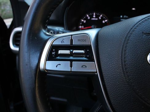 Used 2020 Kia Telluride LX image 34