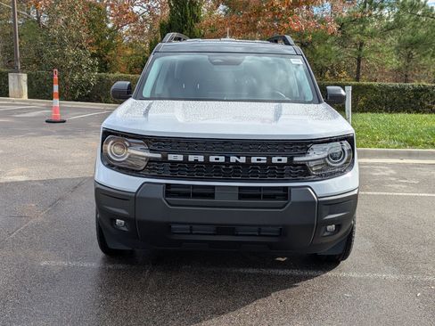 New 2025 Ford Bronco Sport Outer Banks image 9