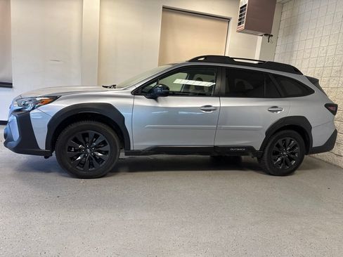 Used 2024 Subaru Outback Onyx Edition XT AWD/4WD image 43