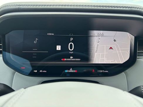 Used 2024 Land Rover Range Rover Sport Dynamic SE image 16