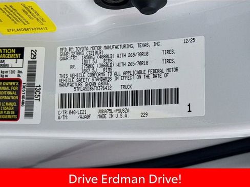 Certified 2026 Toyota Tundra SR5 w/ SR5 Premium Package AWD/4WD image 32