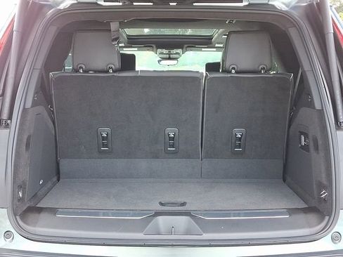 Certified 2024 Cadillac Escalade V w/ Heavy-Duty Trailer Package image 28