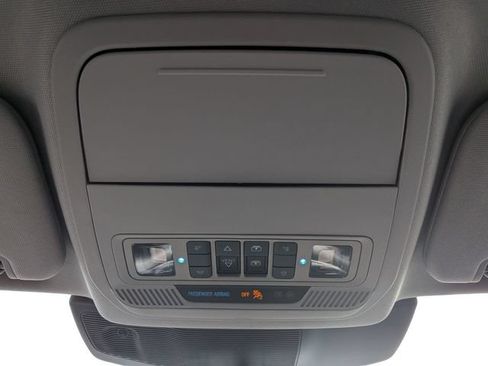 Certified 2023 Ford Explorer XLT w/ Equipment Group 202A AWD/4WD image 13