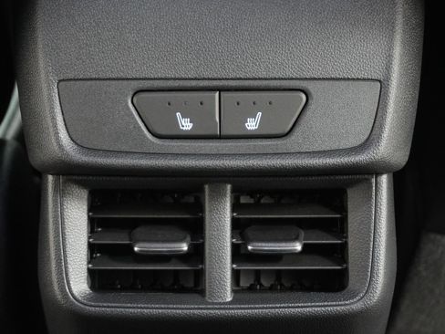 New 2026 Chevrolet Equinox ACTIV w/ Convenience Package III image 38