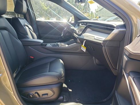 New 2026 Jeep Cherokee Limited AWD/4WD image 17