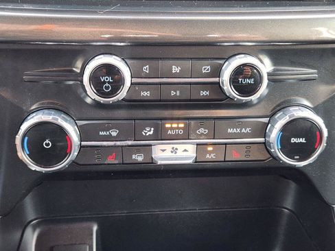 Used 2022 Ford F150 XLT w/ Equipment Group 302A High AWD/4WD image 17
