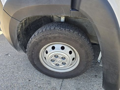 Used 2023 RAM ProMaster 2500 FWD image 34