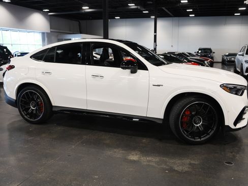 Used 2025 Mercedes-Benz GLC 63 AMG S w/ Driver Assistance Package image 8