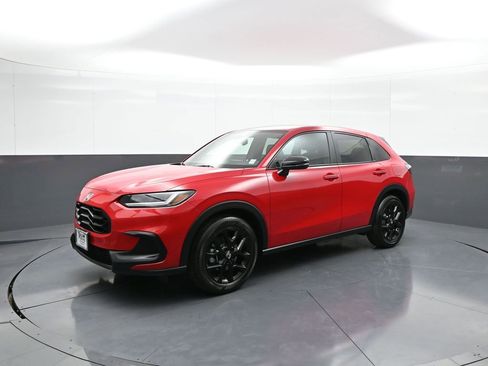 Certified 2025 Honda HR-V Sport image 10