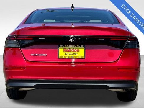 New 2025 Honda Accord SE image 4