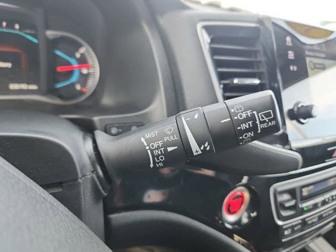 Used 2022 Honda Pilot Touring image 35