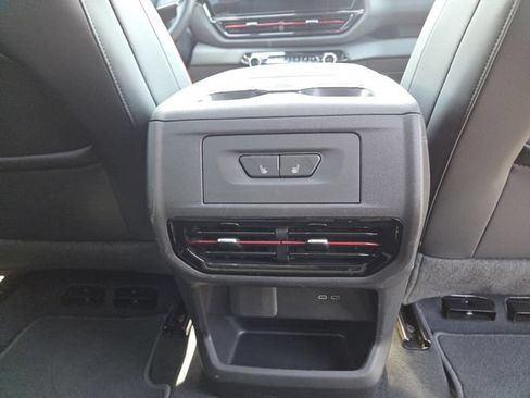 Used 2025 Chevrolet Silverado EV RST AWD/4WD image 24