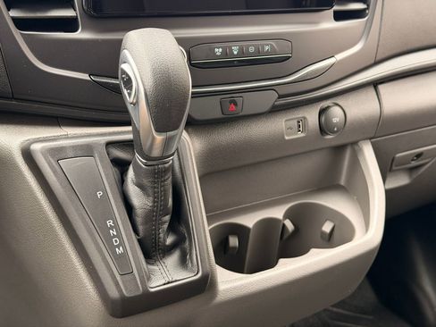 New 2026 Ford Transit 250 148 Medium Roof image 28