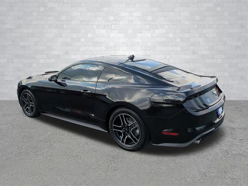 Used 2020 Ford Mustang Coupe image 6