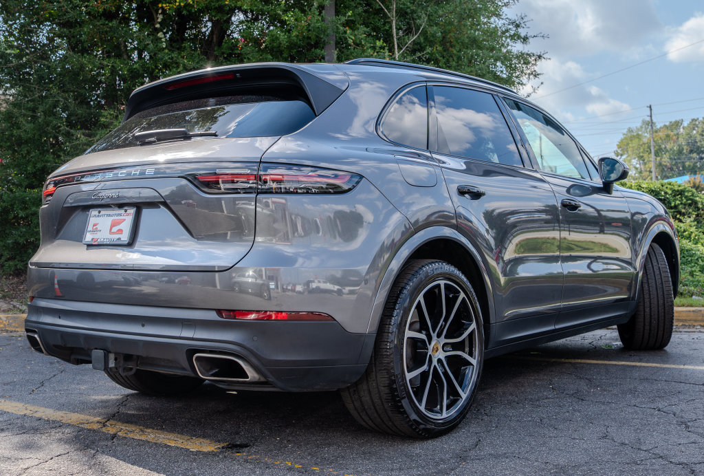 Used 2023 Porsche Cayenne AWD/4WD image 30