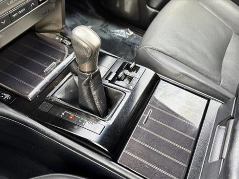 Used 2020 Lexus GX 460 Premium w/ Premium Package AWD/4WD image 16