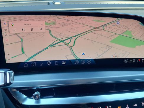 New 2025 Cadillac Lyriq Luxury image 19