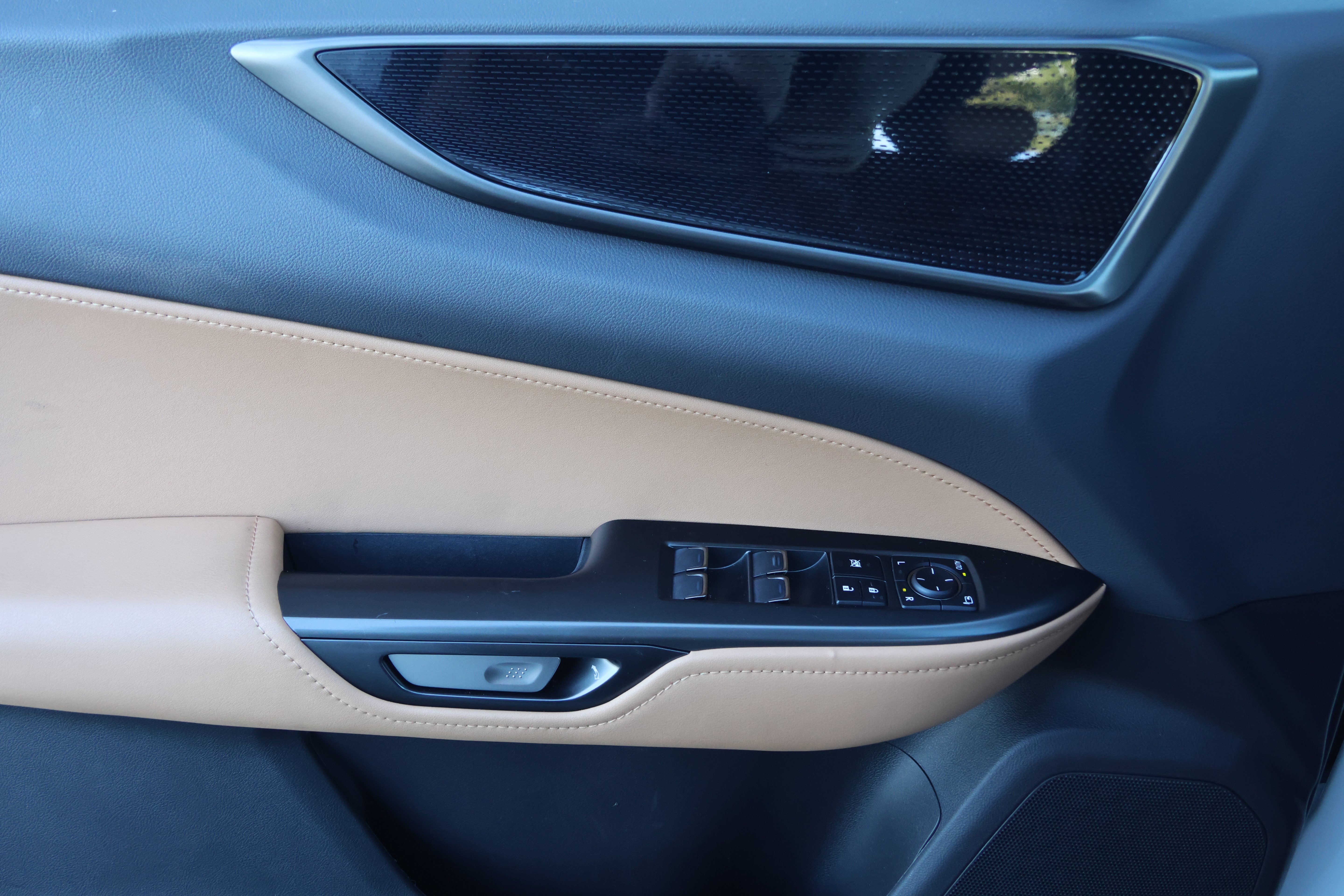 Used 2026 Lexus NX 350 AWD w/ Accessory Package (Z1) image 12