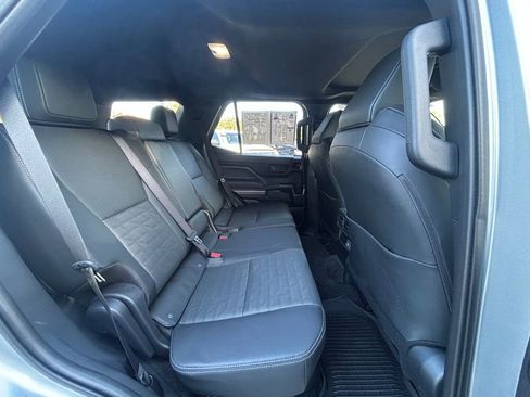 Used 2025 Toyota 4Runner TRD Off-Road Premium image 22