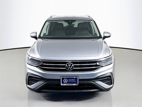Certified 2023 Volkswagen Tiguan SE image 6