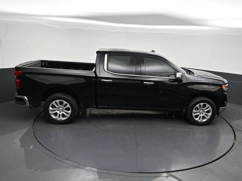 Used 2023 Chevrolet Silverado 1500 LTZ RWD image 22