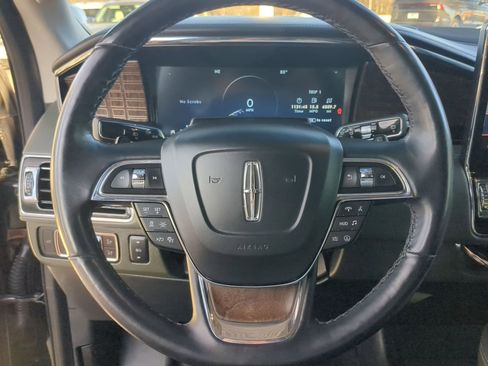 Used 2022 Lincoln Navigator L Black Label image 13
