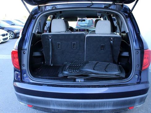 Used 2018 Honda Pilot LX image 9