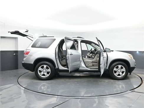 Used 2012 GMC Acadia SLE image 56