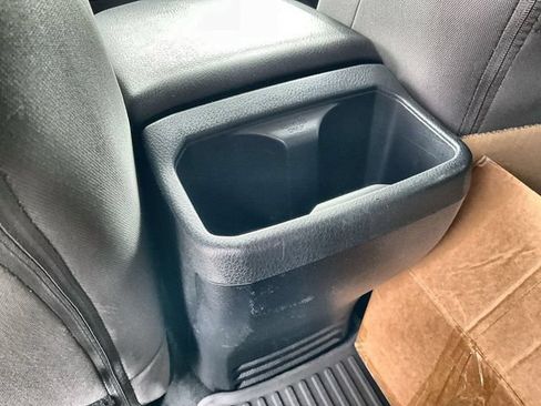 Used 2019 Toyota Tacoma SR w/ SR Convenience Package RWD image 28
