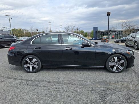 Used 2025 Mercedes-Benz C 300 4MATIC Sedan image 11