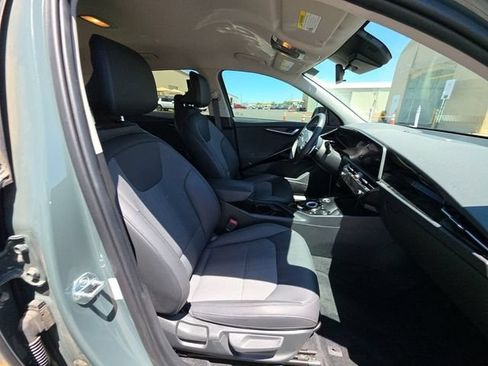 Certified 2023 Kia Niro Wind FWD image 11