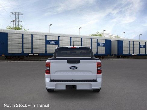 New 2026 Ford Maverick Lobo image 24