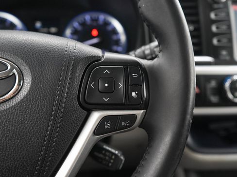 Used 2019 Toyota Highlander Limited AWD/4WD image 26