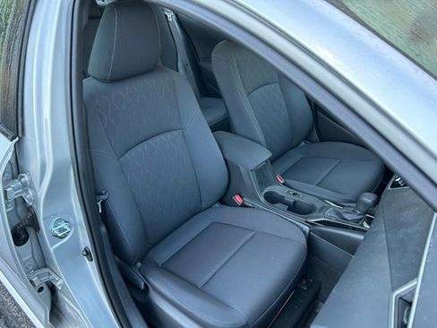 Used 2023 Toyota Corolla LE image 15